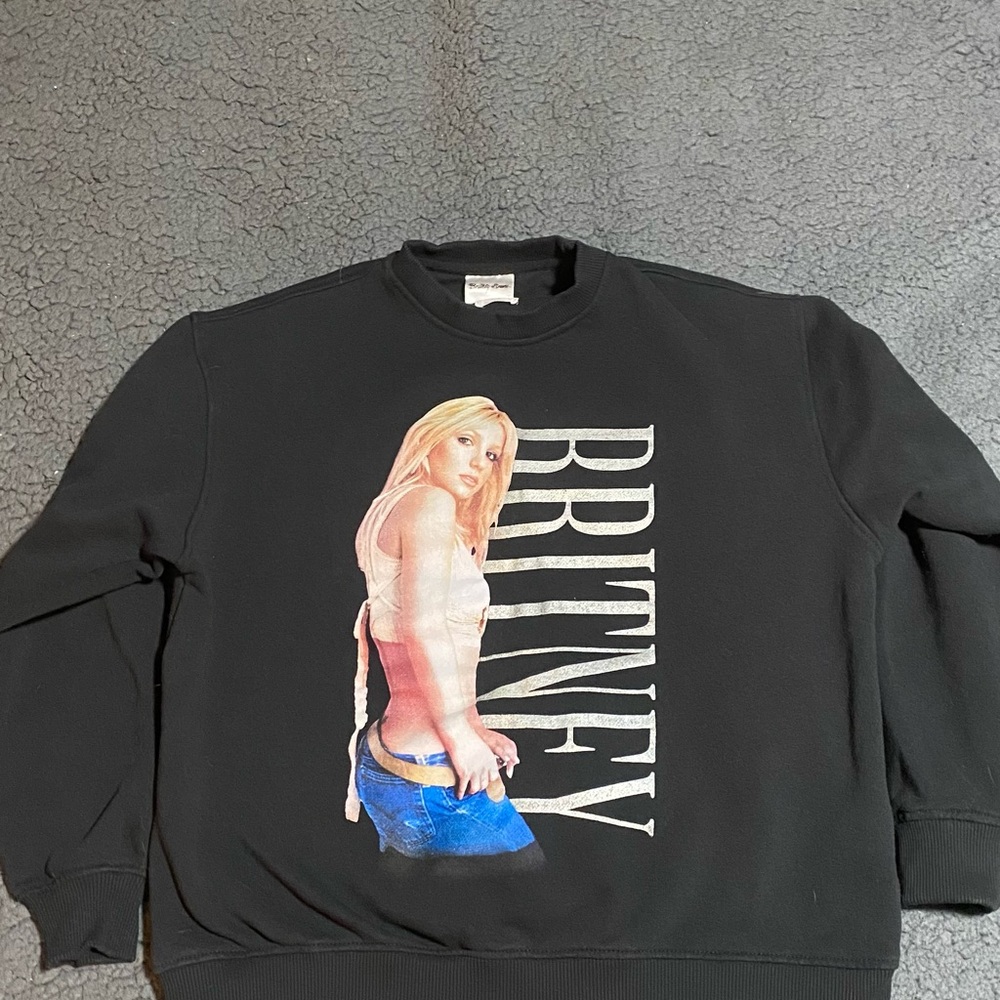 Brittany spears sweater small